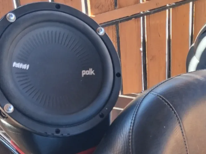 8in speaker Pod