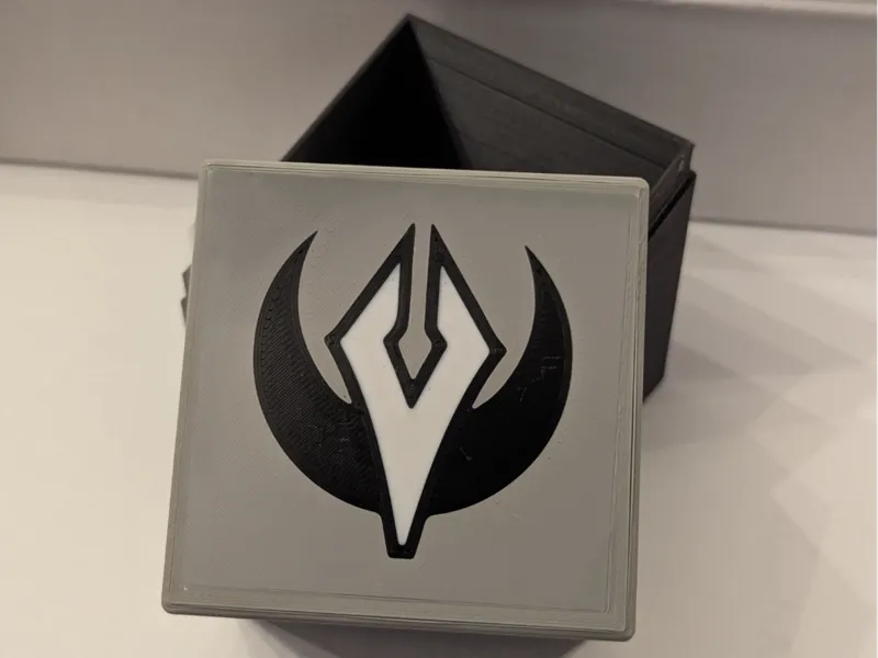 Strixhaven Silverquill Influence MTG Deck Box
