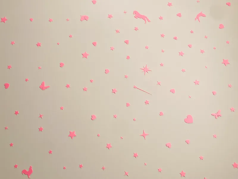 Glow in the dark celling and wall star decor