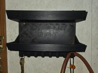 Key hanger With shelves