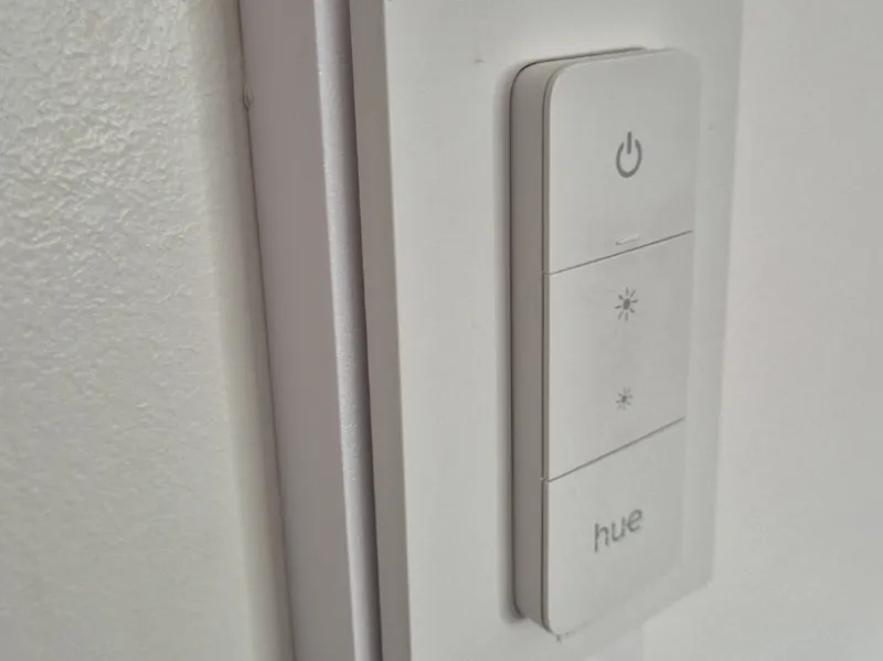 Cache interrupteur phillips HUE