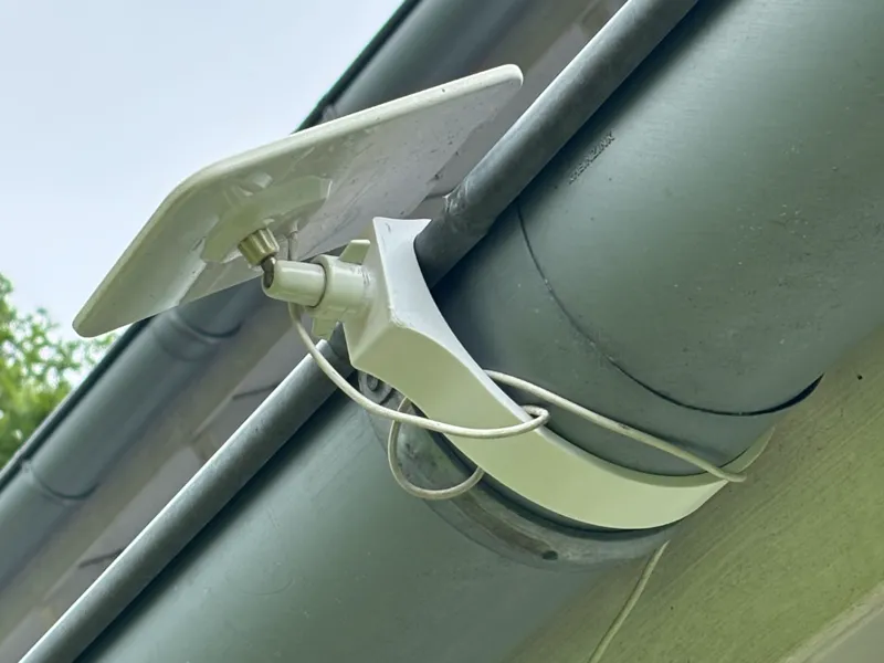 Dachrinnenhalter für Eufy und Reolink Solarmodule