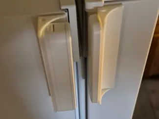 Montagewinkel für PARASOLL Fensterkontakt