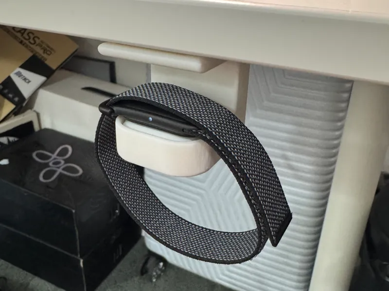 Fitbit Air Charger Under Desk Mount (No Supports)