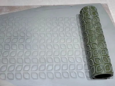 Mid-Century Modern Roller for Clay - Hollow Leaf