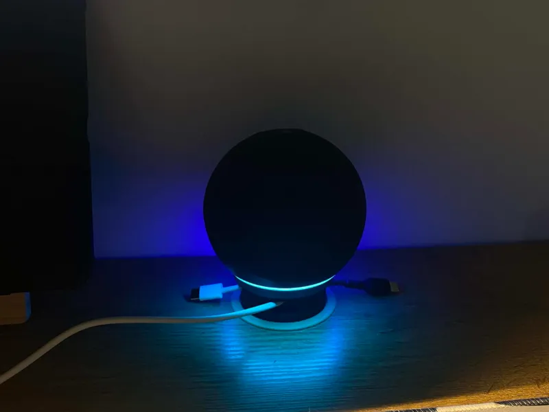 alexa stand with cable management 55,60 mm 