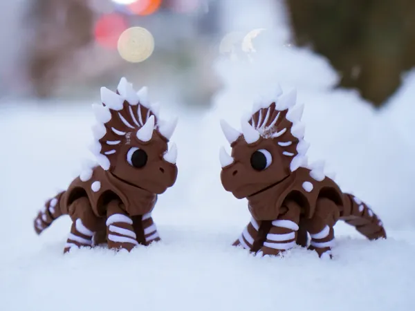 Артикулирана фигурка Triceratops в стил джинджифилов сладкиш