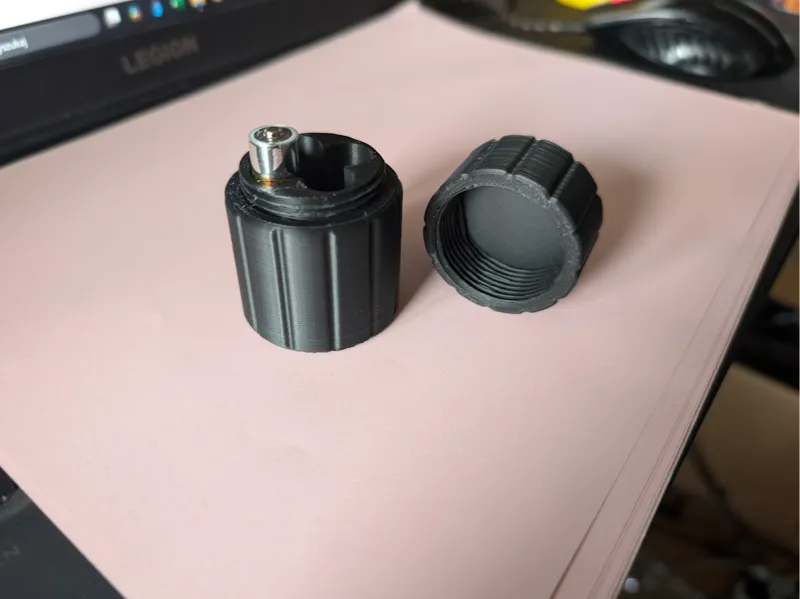 4x AAA Batteries Case Holder