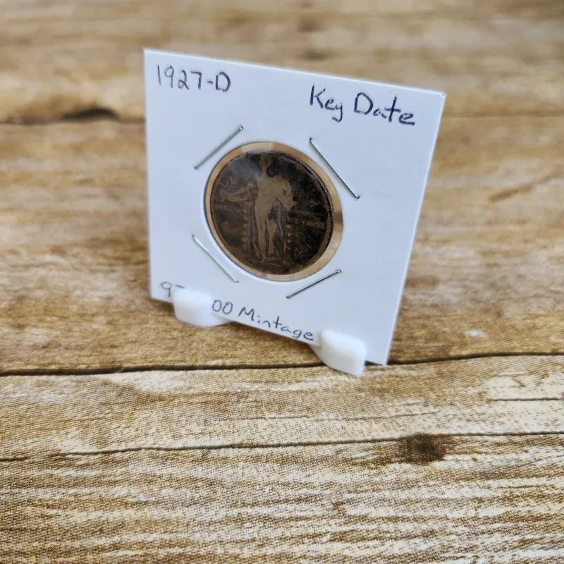 Minimalist Coin Flip Stand