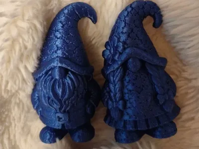 Gnome Couple Stone Look