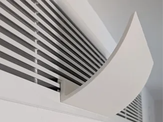 Air-conditioner grille-mounted vent cover