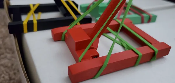 Mini catapulte de bureau