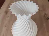 Vase spirale pour fleurs — photo 1