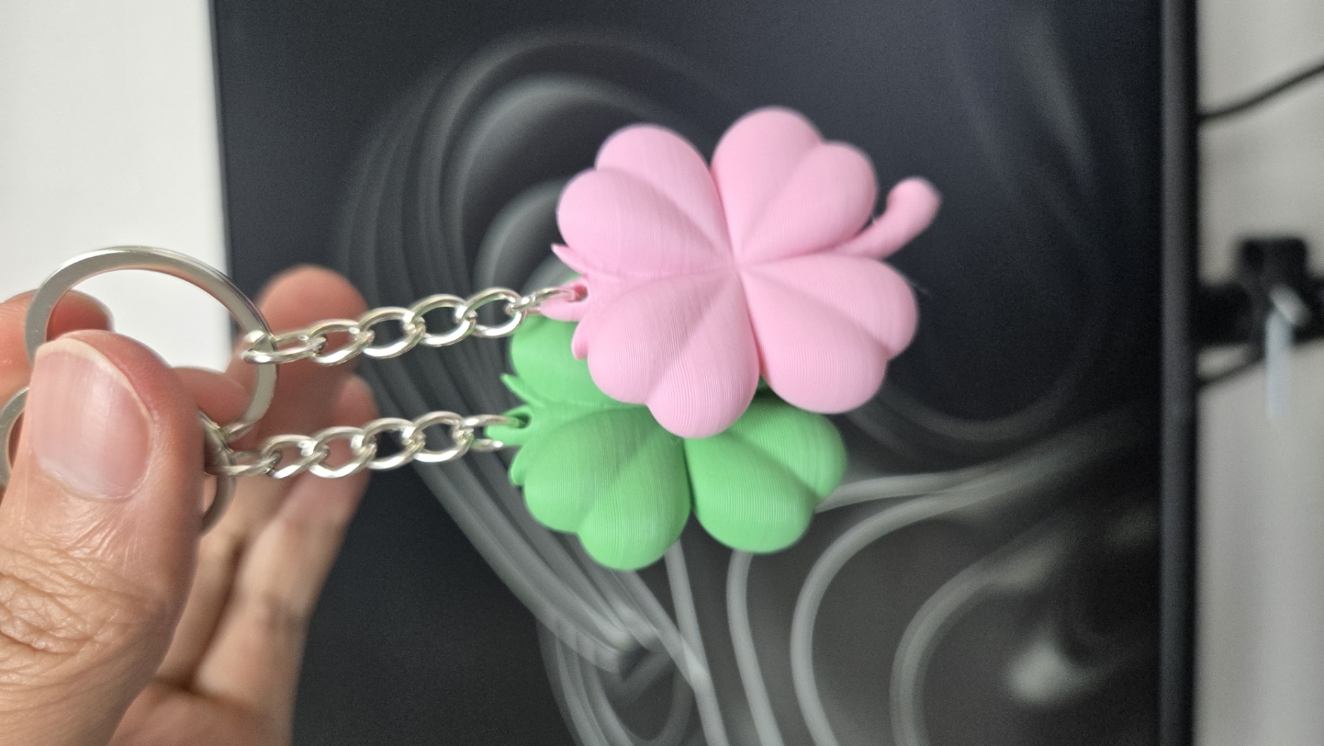 Miniatura 2 do modelo 3D Four-Leaf Clover Keychain