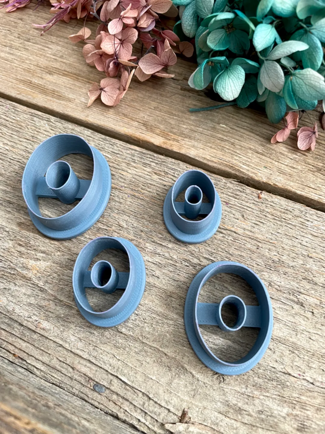 Oval Donut Earring Cutters view 2