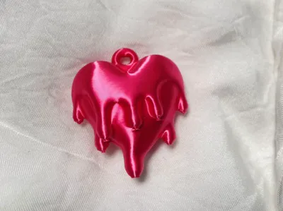 3D Melting Heart Pendant