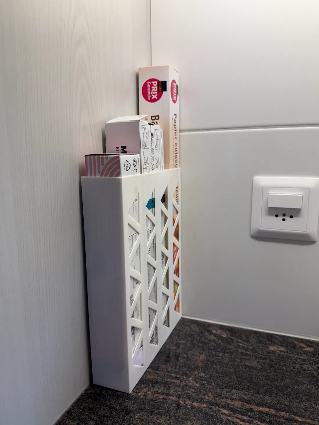 Universal Kitchen Roll Organizer view 3