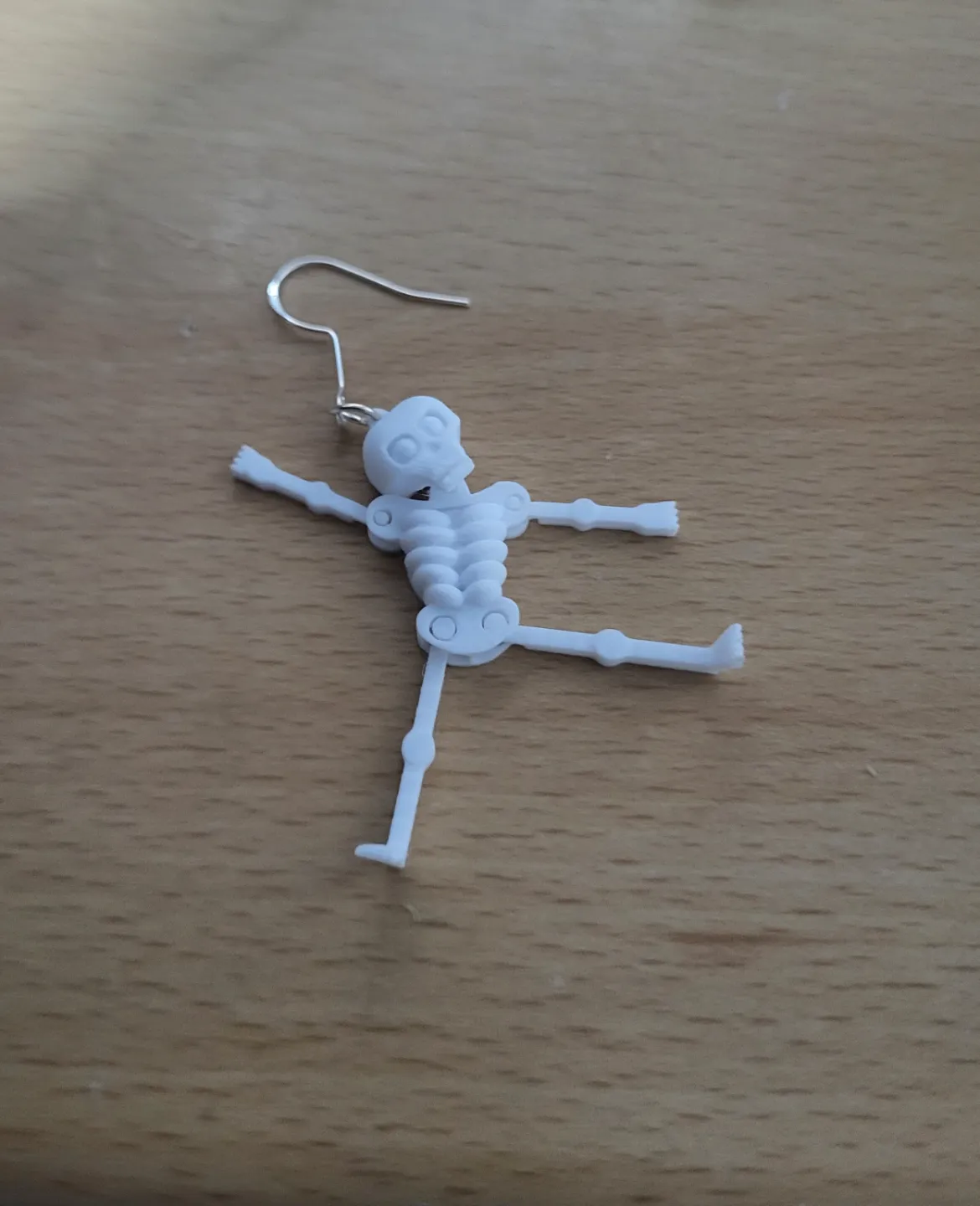 skeleton earring articulated view 2