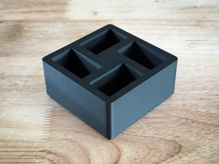 2x2 Gridfinity Camera Battery Tray