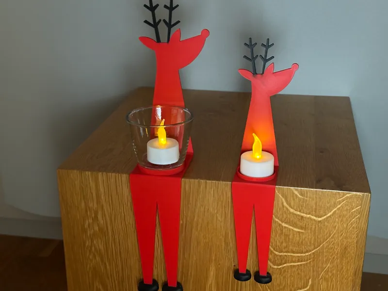Sitting Reindeer – 2-in-1 Tealight Holder Set