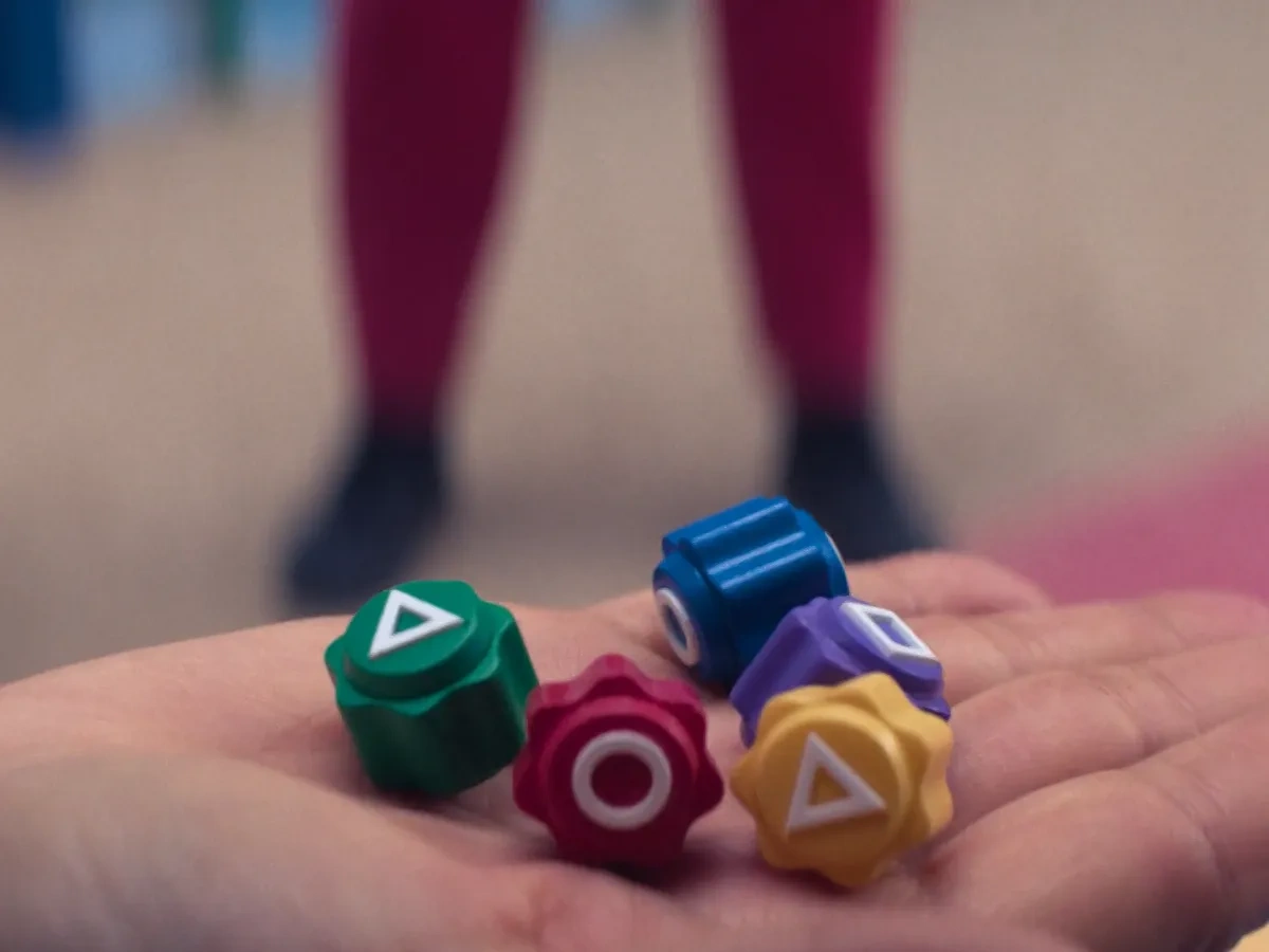 Squid Game pebble picking sieve dice by copy - MakerWorld