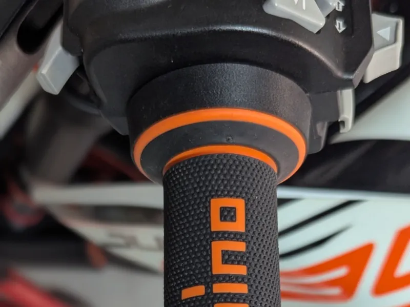 KTM Duke 790 890R – Domino A450 Left Grip Spacer