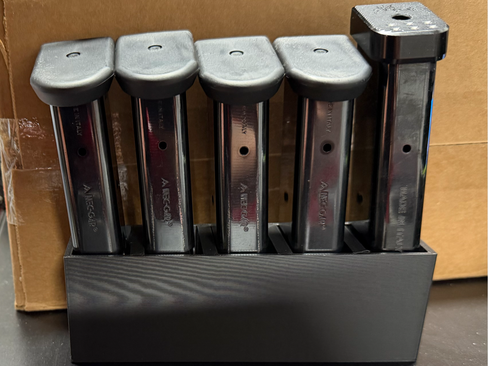 Double Stack Pistol Magazine Stand (Parametric)