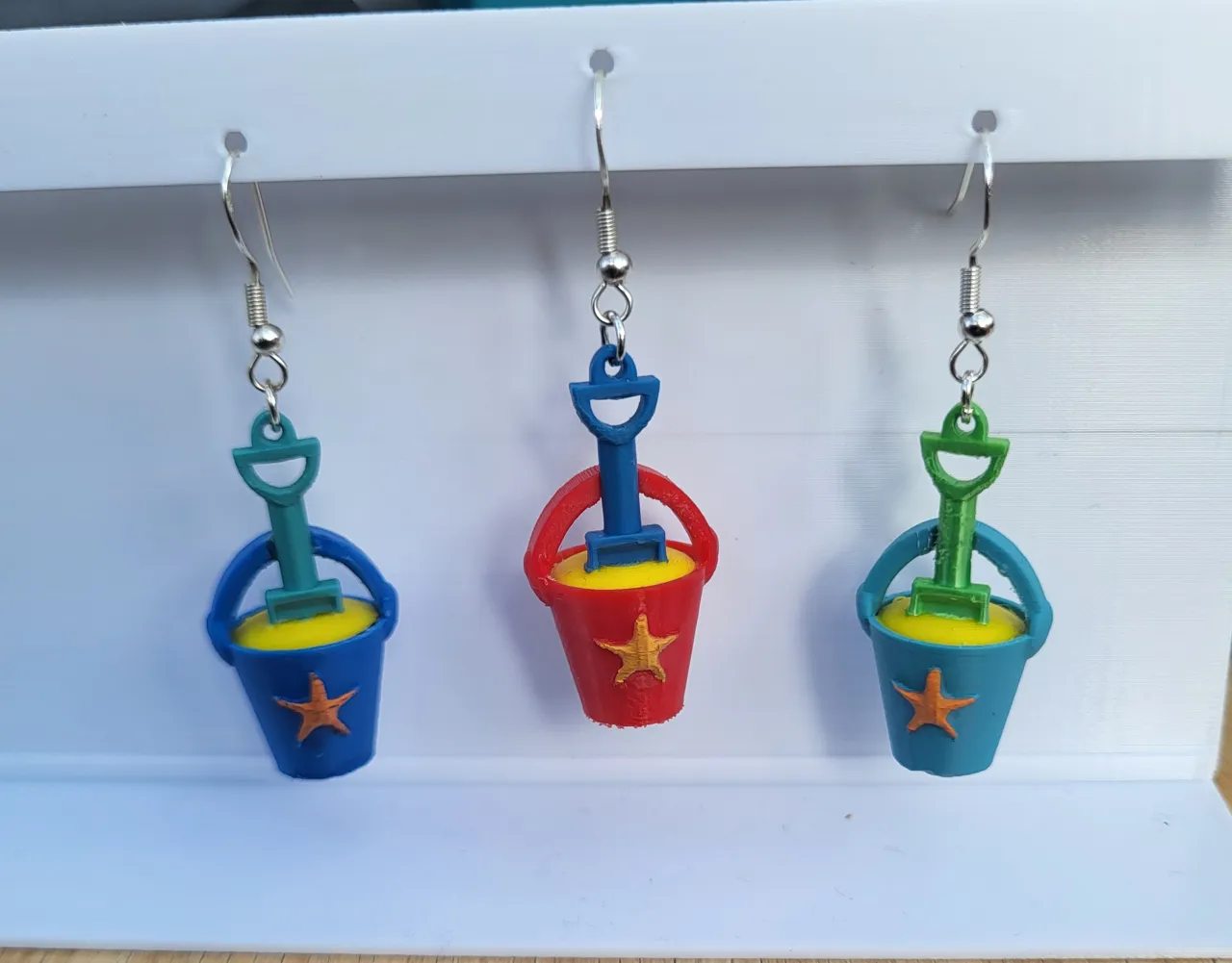 summer beach bucket and spade earrings view 2