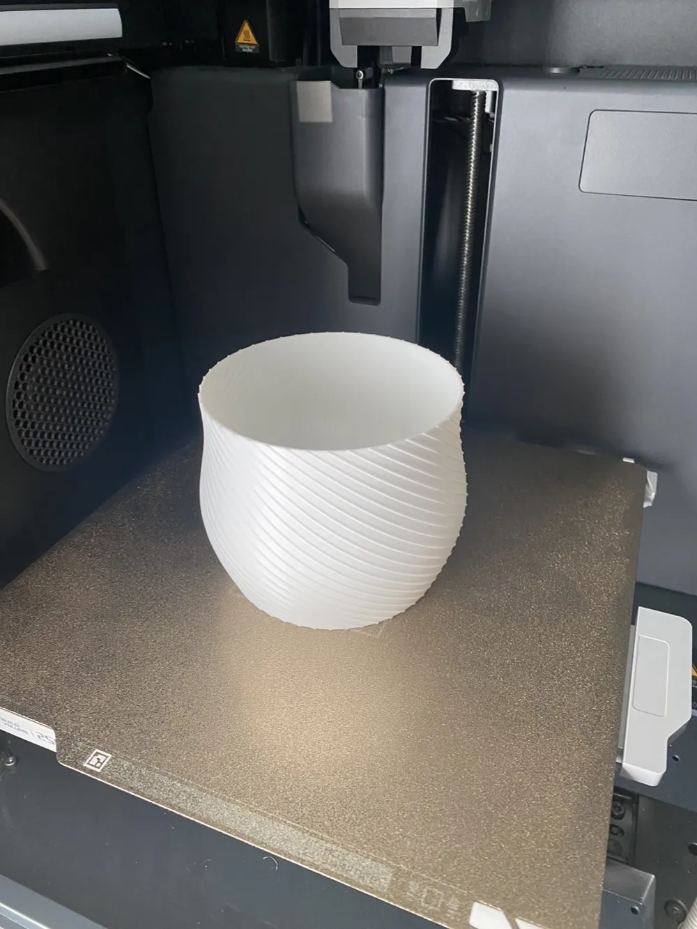 Flower pot 3 - Free 3D Print Model - MakerWorld