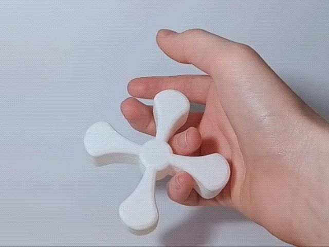 Cross Spinner – Finger Flow Fidget