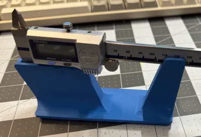 Gridfinity Caliper Stand