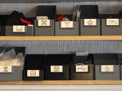 Customizable Shelf Box with label (organizer)