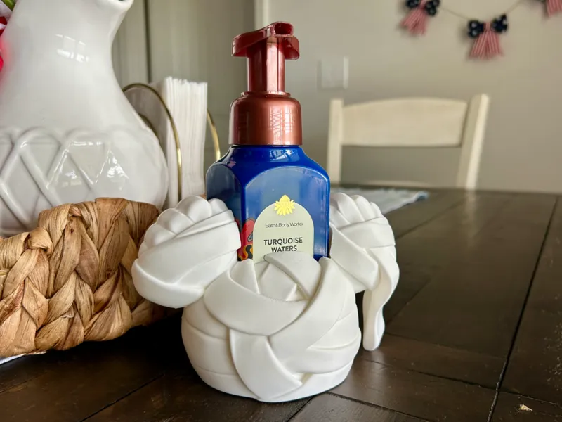 Mummy Mouse Foaming Soap Holder