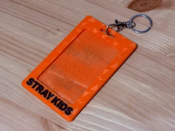 Soporte: Stray Kids Photocard Holder - This & That — vista de referencia 3