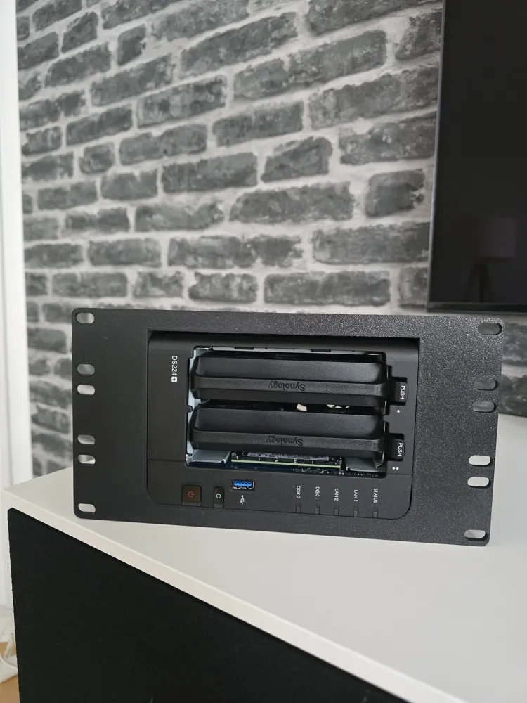 Synology ds224+ 10-Inch Rackmount - Free 3D Print Model - MakerWorld