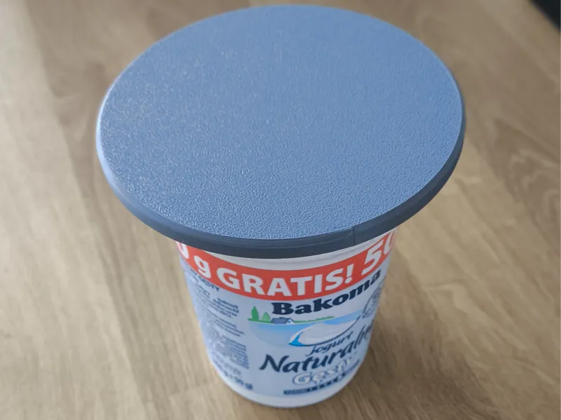 Lid for plastic packaging