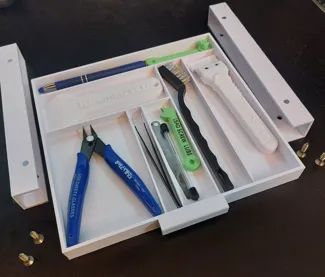 TRAY UNDER DESK