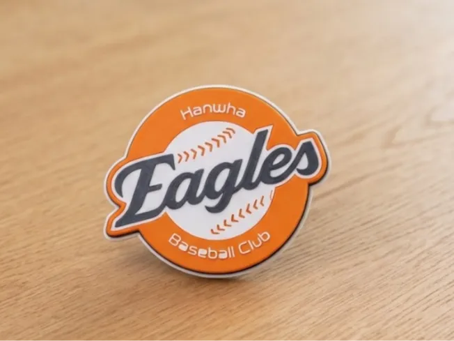 Hanwha Eagles Baseball Logo Clicker Fidget Toy