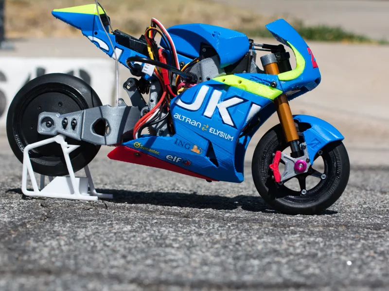 2016 Suzuki GSX-RR 1:8 Racing RC MotoGP Version 2