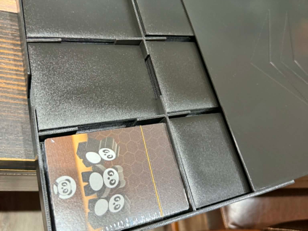 The Game Makers Collector Sleeved Card Tray