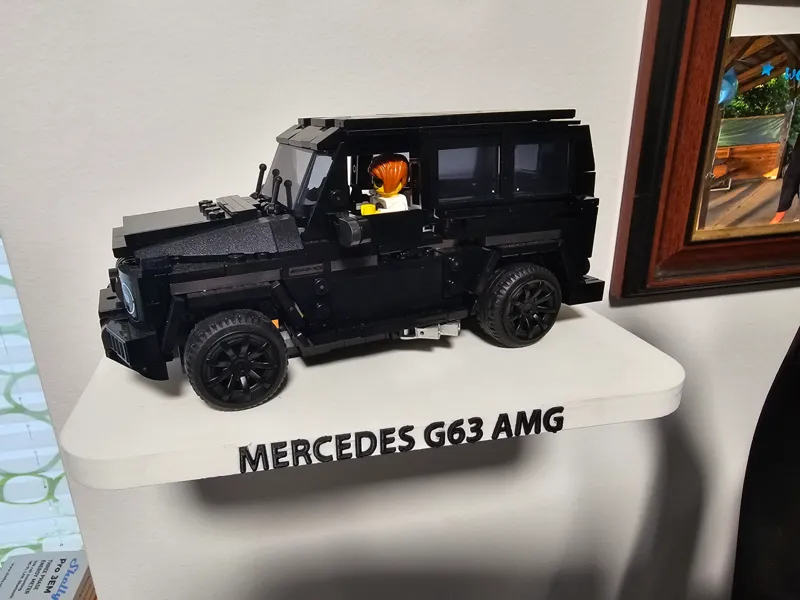 Shelf Mercedes  G63 AMG