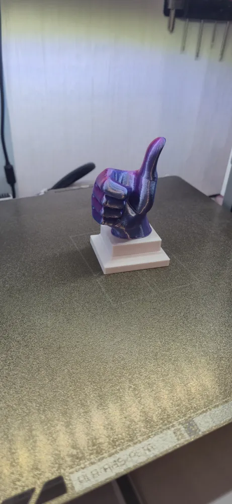Daumen hoch Skulptur Statue Deko – Kostenloses 3D-Druckmodell – MakerWorld