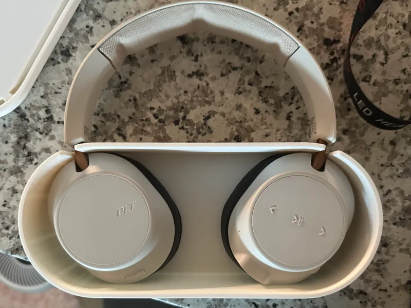 Headphone case for Plantronics Backbeat GO 810
