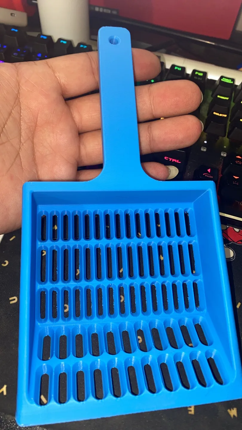 cat litter scoop by Dino J MakerWorld