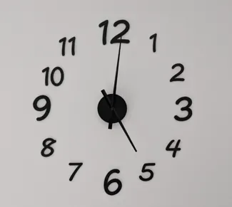 Wanduhr Wall clock