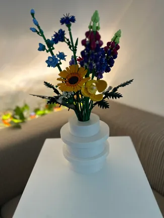 Brick Vase | Plate Round 1x1 with Open Stud -85861