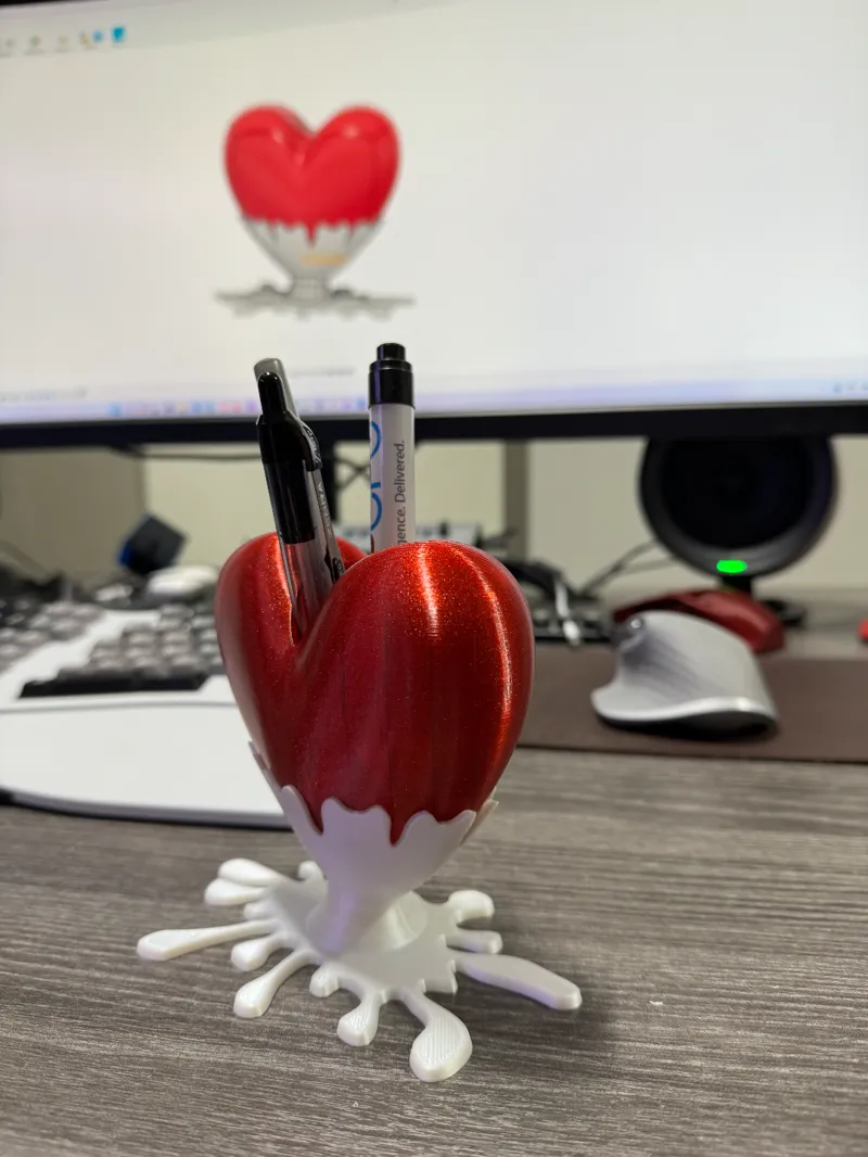 Heart Splash with Pen Holder