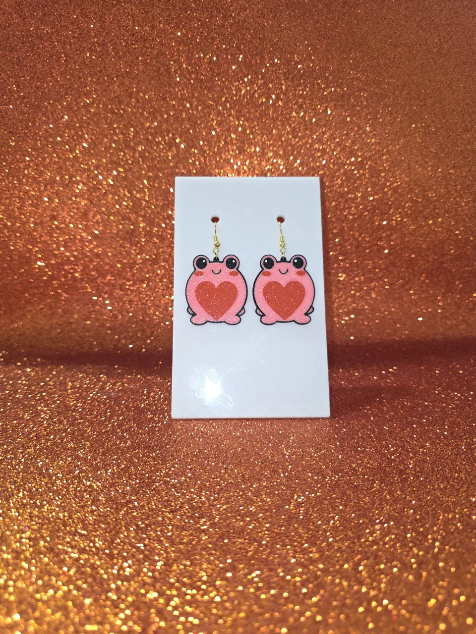 Cute frog earrings view 2