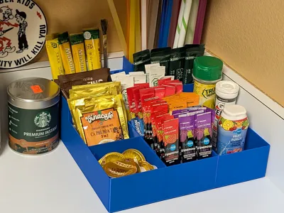 KITCHEN PACKET ORGANIZER