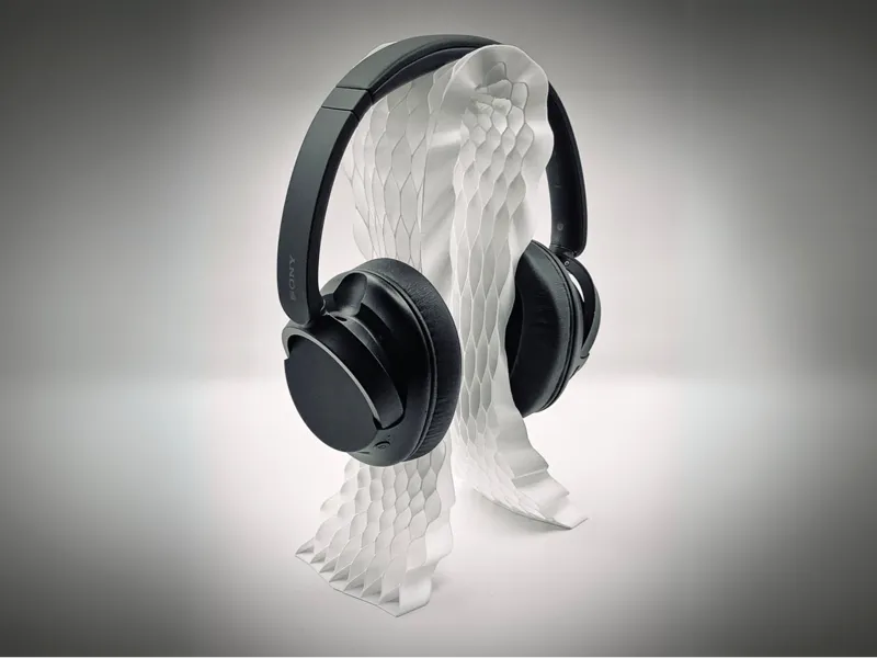 Wavy Headphone Stand